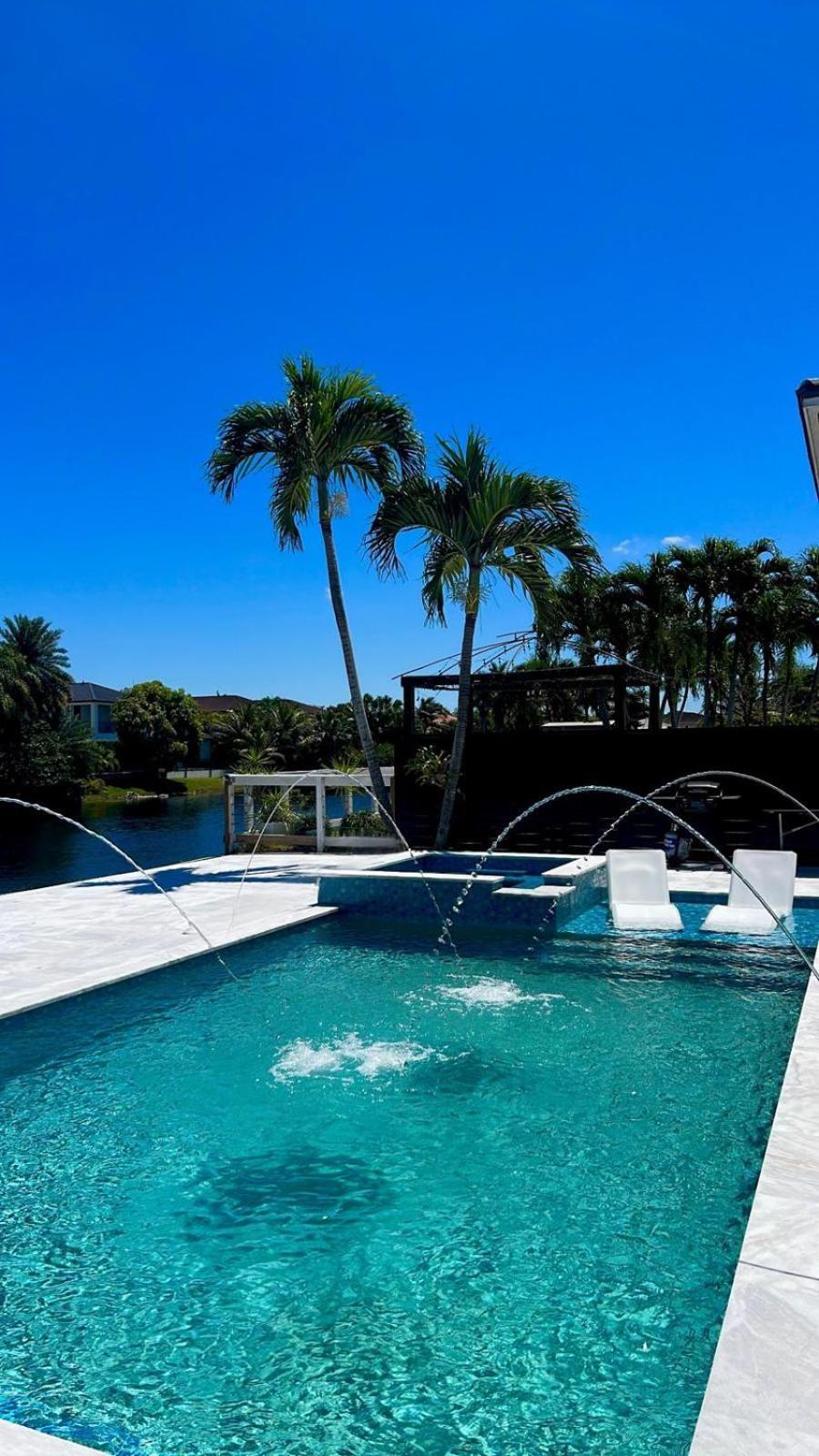 Lovers Cove Tamiami Luaran gambar